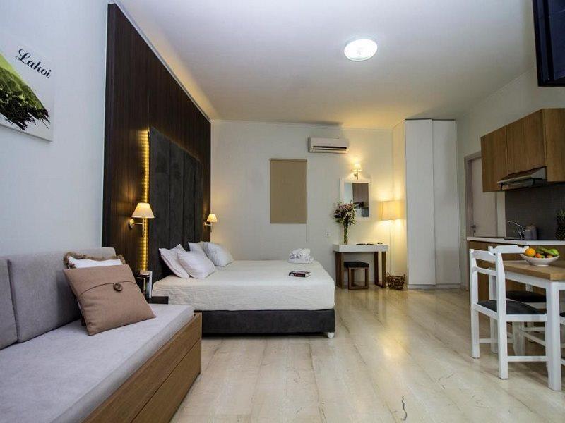 Elia Stalos Apartments Agia Marina  Luaran gambar